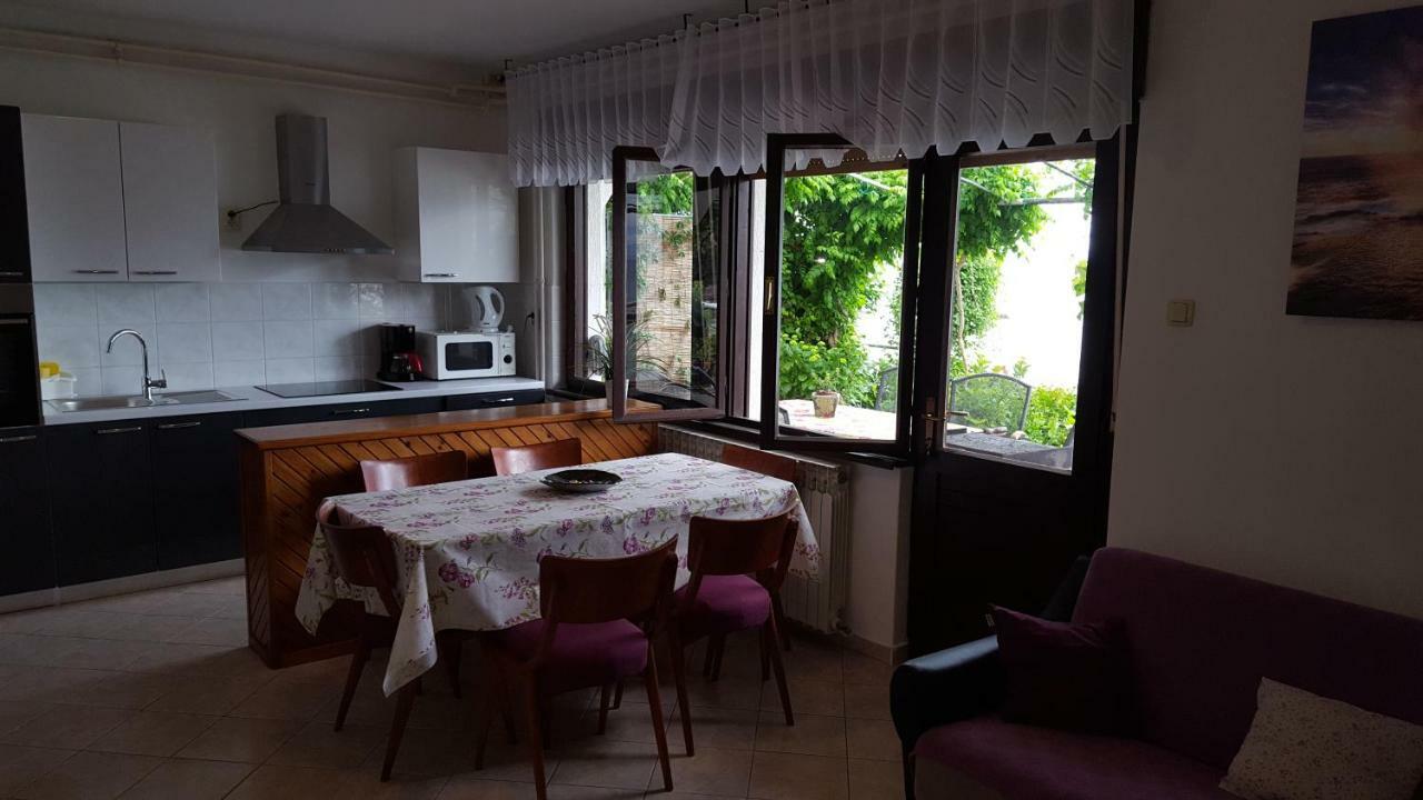 Apartmani Marenda سوبيتارسكا دراغا المظهر الخارجي الصورة